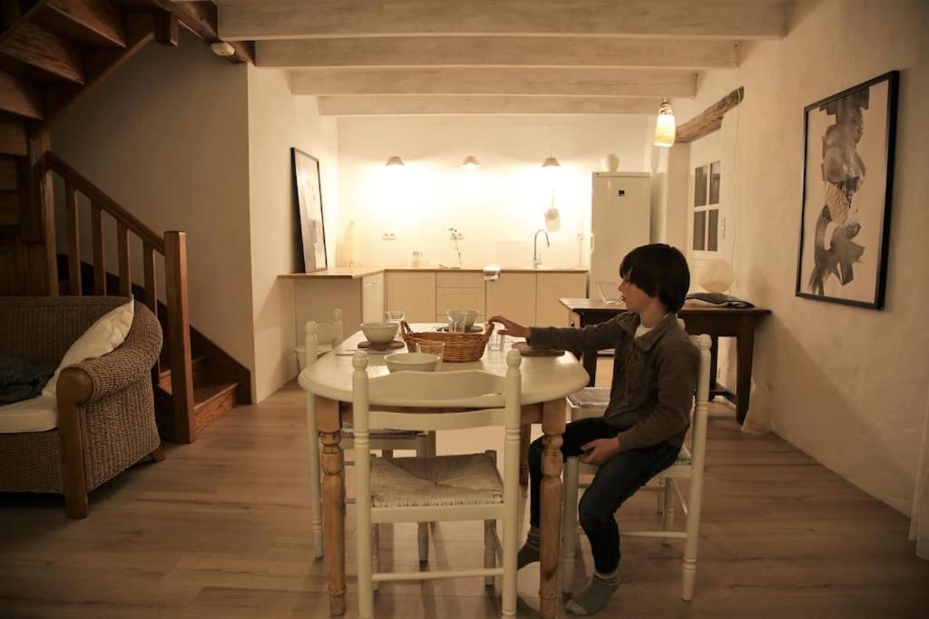 Relax With Art And Nature Mellionnec 外观 照片