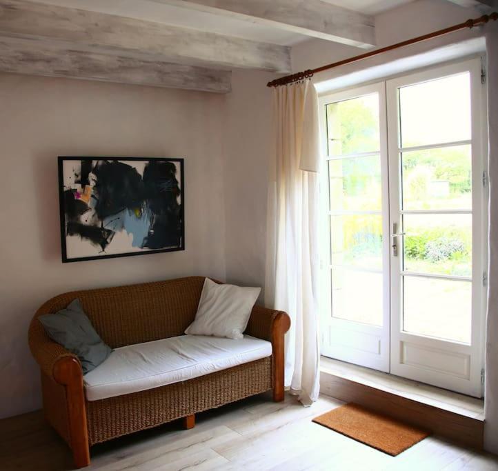 Relax With Art And Nature Mellionnec 外观 照片