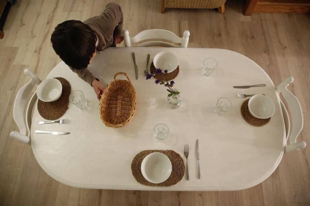 Relax With Art And Nature Mellionnec 外观 照片